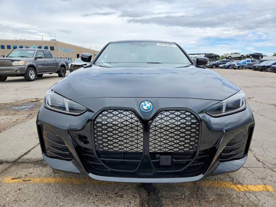 Bmw I4 2025 — Copart