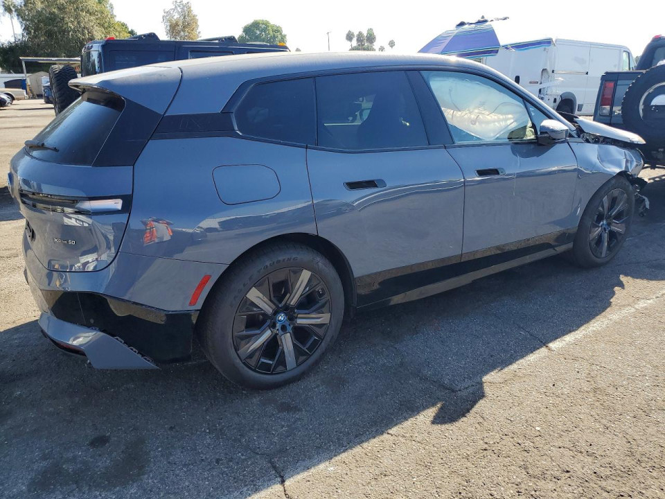 Bmw IX XDRIVE50 2025 — Copart