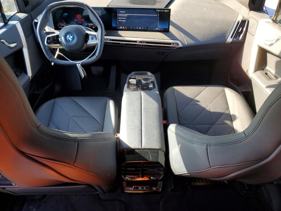 Bmw IX XDRIVE50 2024 — Copart