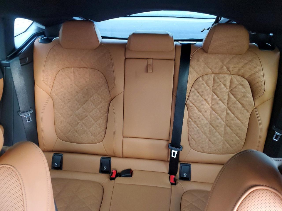 Bmw X6 2025 — Copart