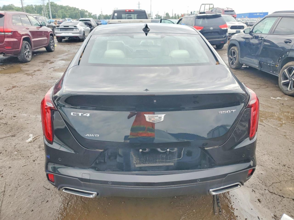 Cadillac CT4 2024 — Copart