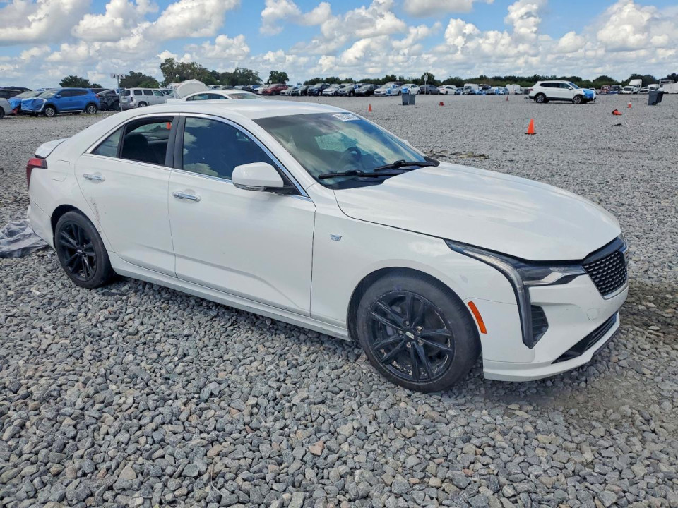 Cadillac CT4 2021 — Copart