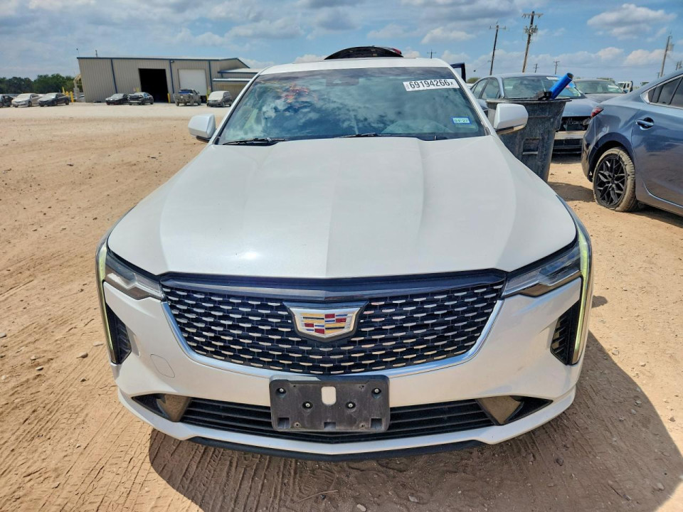 Cadillac CT4 2021 — Copart