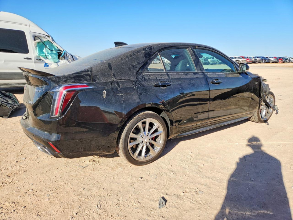 Cadillac CT4 2024 — Copart