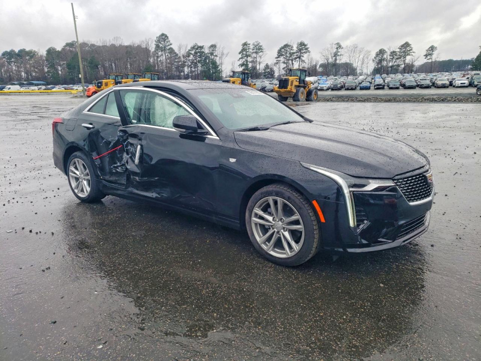Cadillac CT4 2026 — Copart