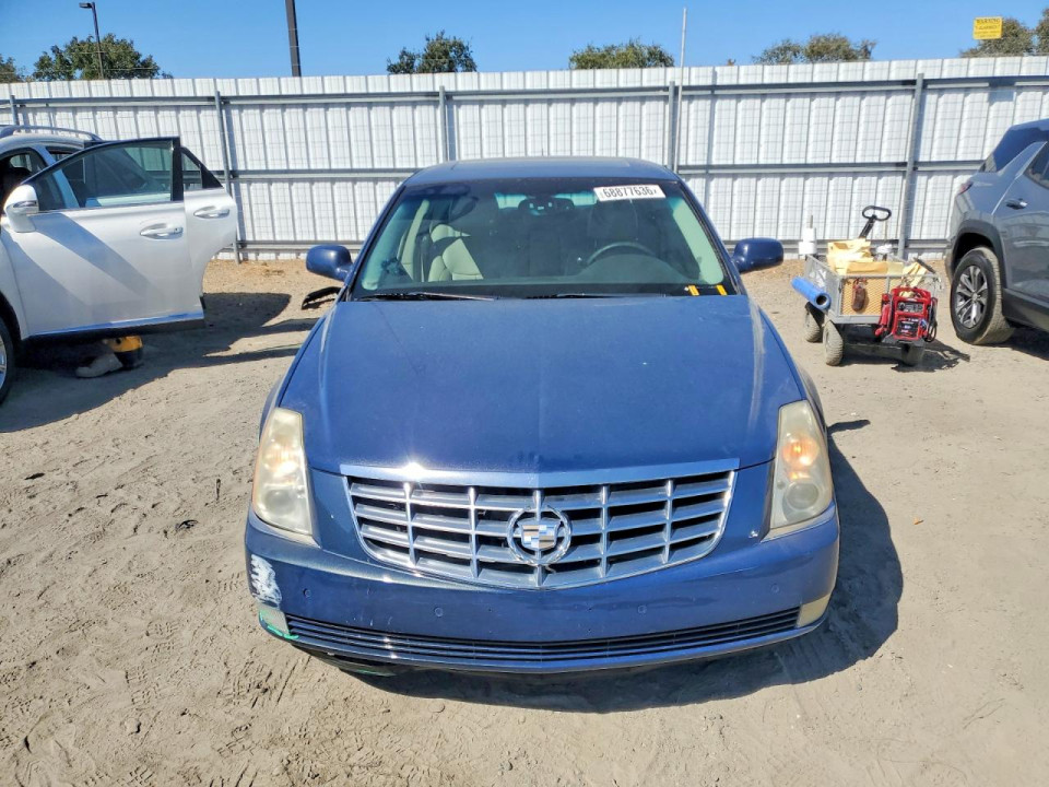 Cadillac DTS 2008 — Copart