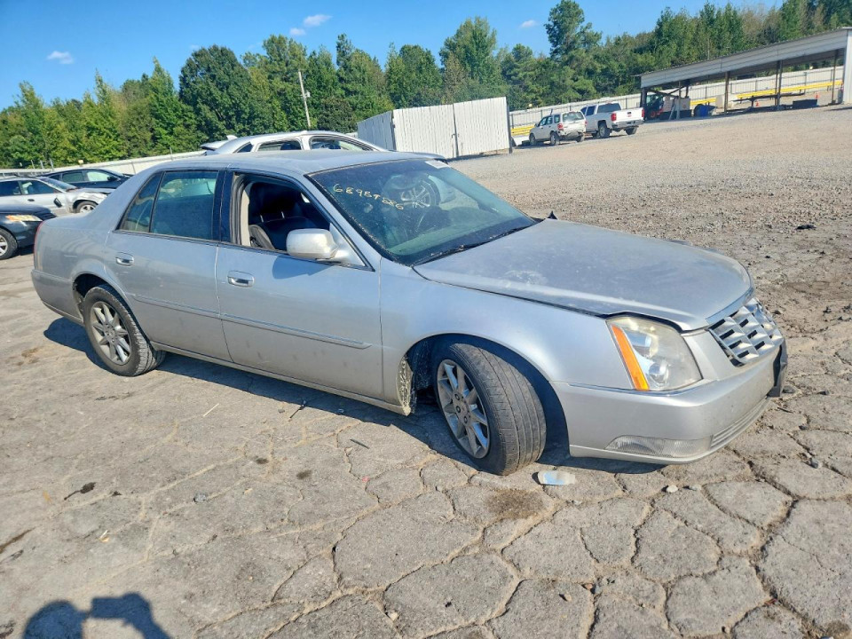 Cadillac DTS 2010 — Copart