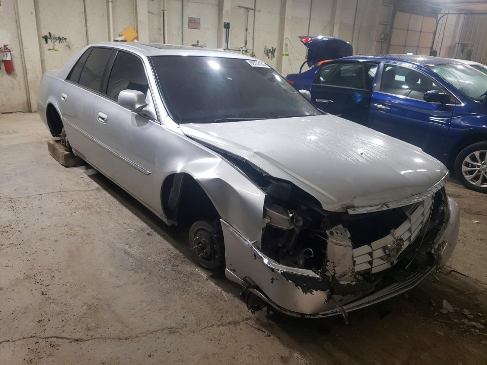 Cadillac DTS 2010 — Copart