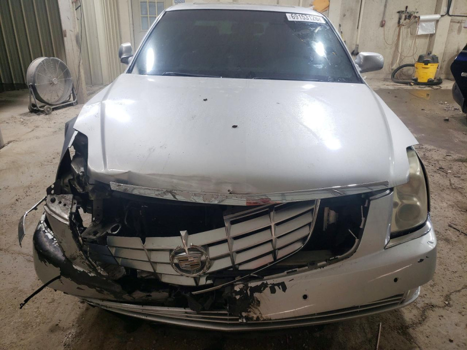 Cadillac DTS 2010 — Copart