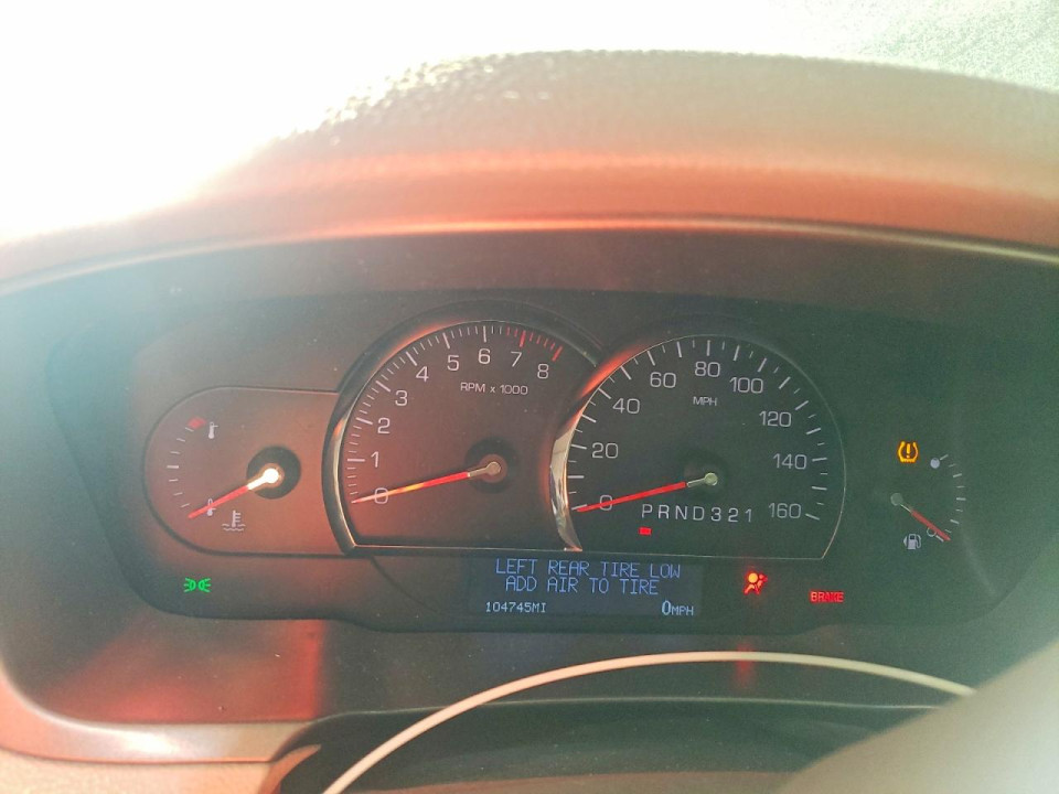 Cadillac DTS 2010 — Copart