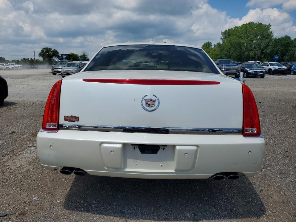 Cadillac DTS 2011 — Copart