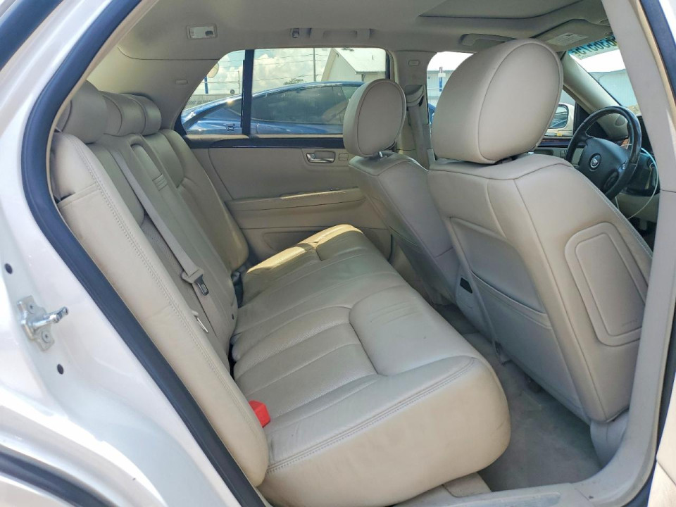 Cadillac DTS 2011 — Copart
