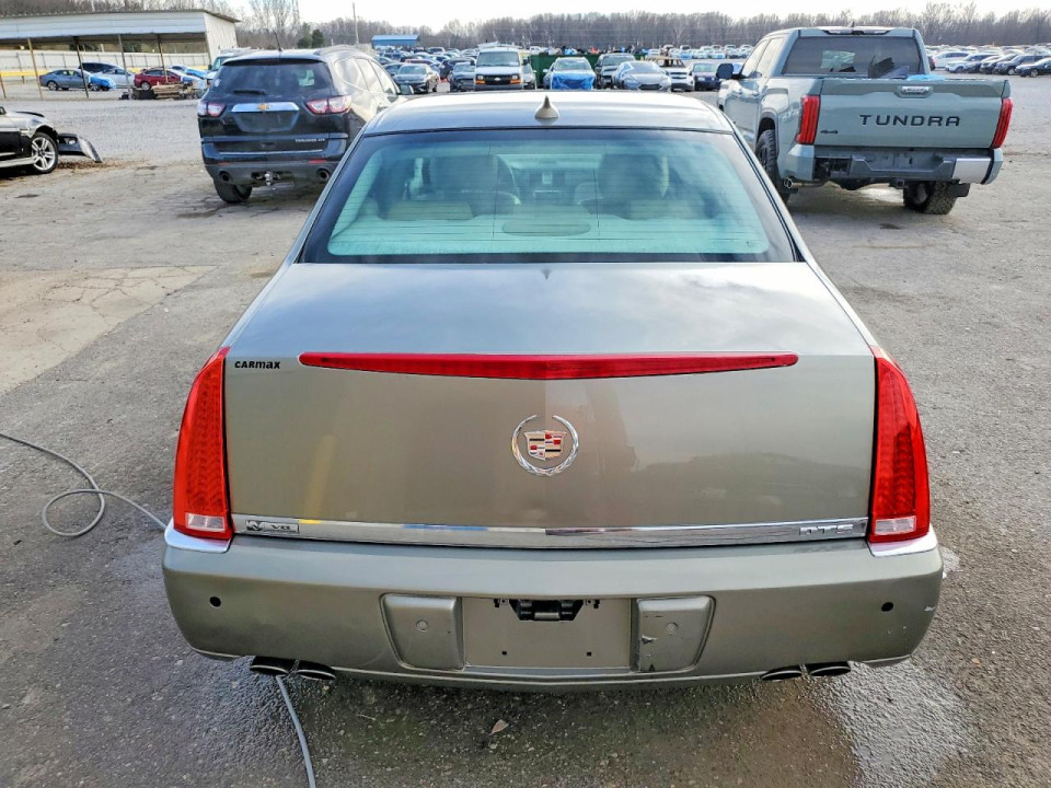 Cadillac DTS 2011 — Copart