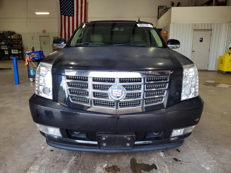 Cadillac ESCALADE 2011 — Copart