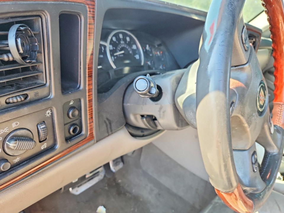 Cadillac ESCALADE 2004 — Copart