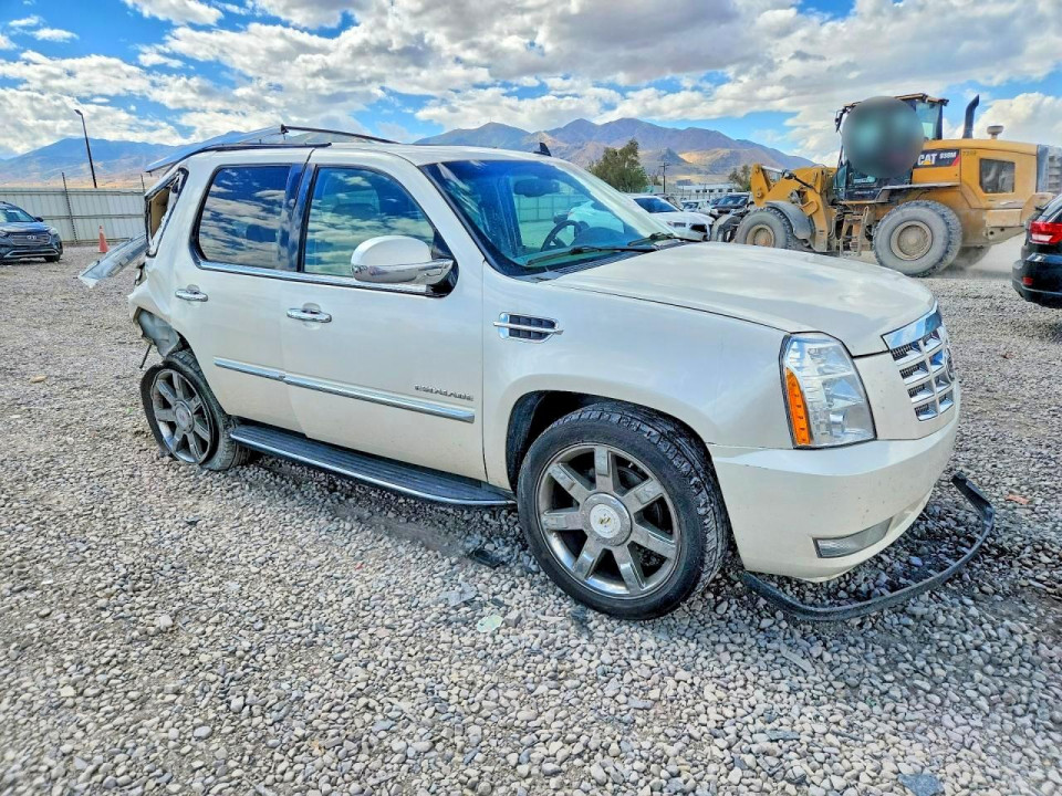 Cadillac ESCALADE 2011 — Copart