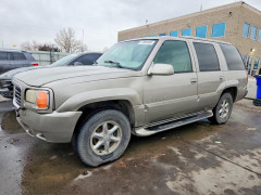 Cadillac ESCALADE 2000 — Copart