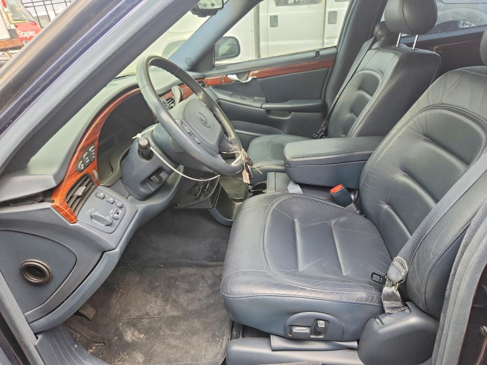 Cadillac PROFESSIONAL CHASSIS 2001 — Copart