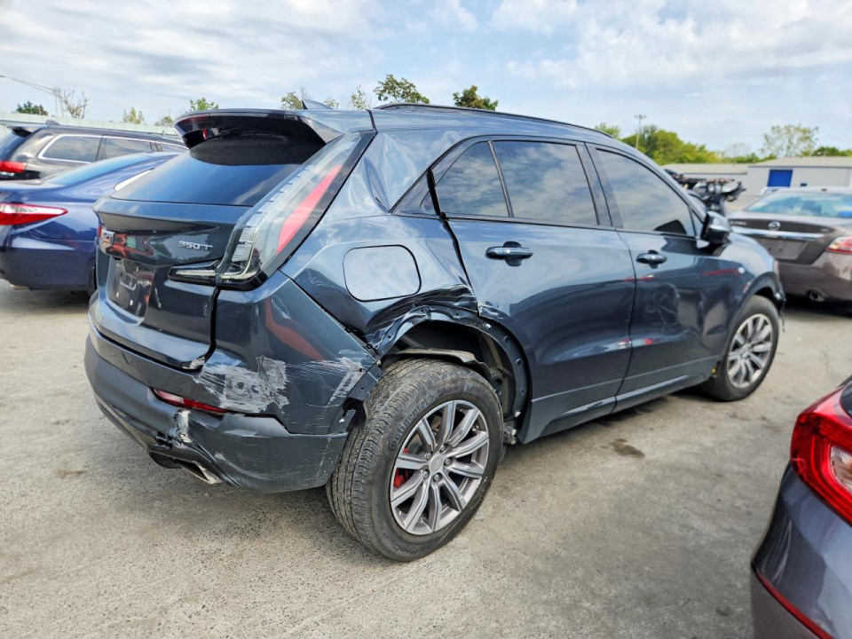 Cadillac XT4 2021 — Copart