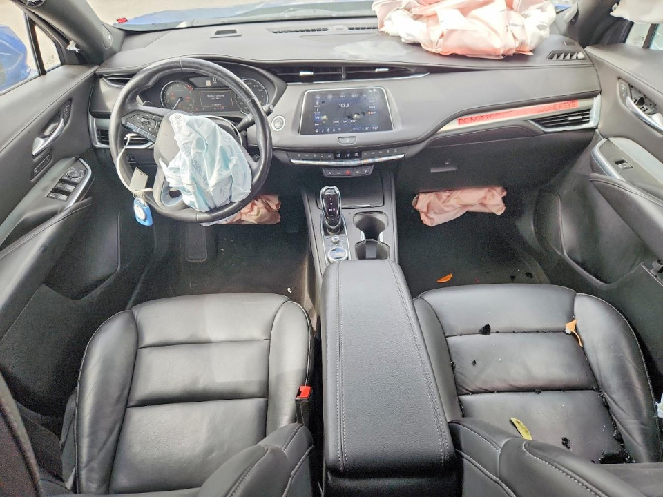 Cadillac XT4 2023 — Copart