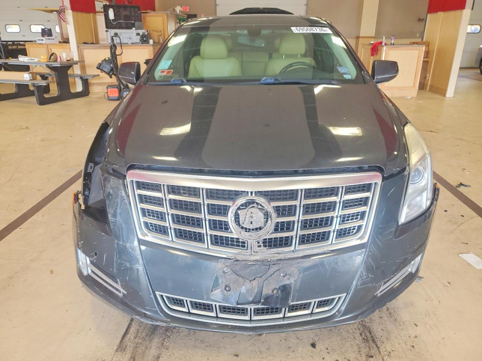 Cadillac XTS 2013 — Copart