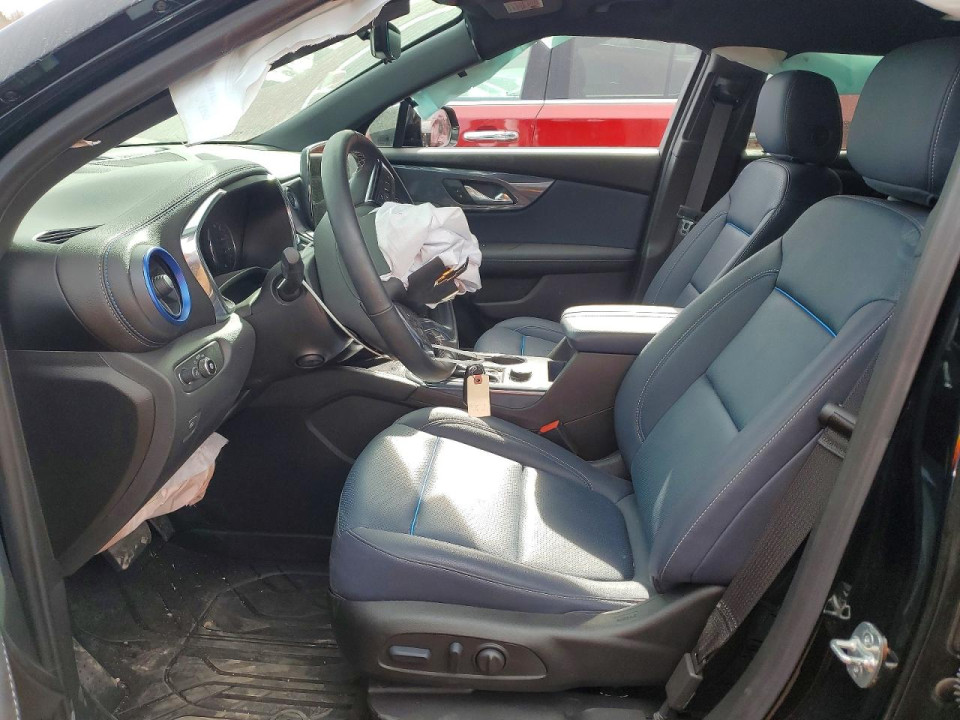 Chevrolet BLAZER 2025 из США