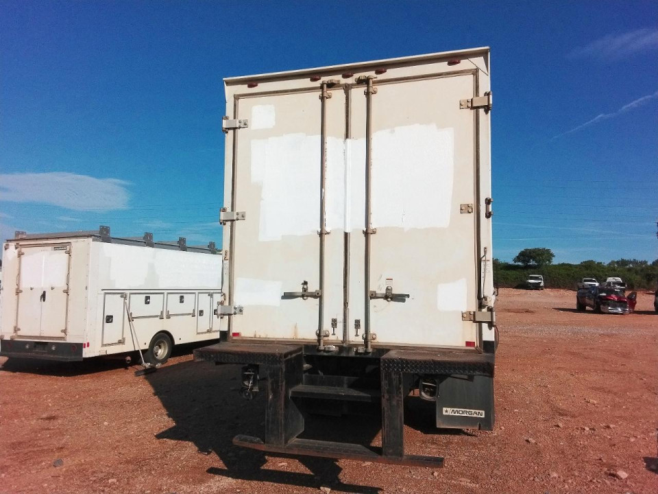 Chevrolet EXPRESS BOX TRUCK 2013 — Copart