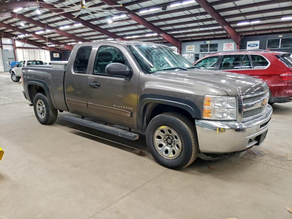 Chevrolet SILVERADO K1500 LS 2013 — Copart
