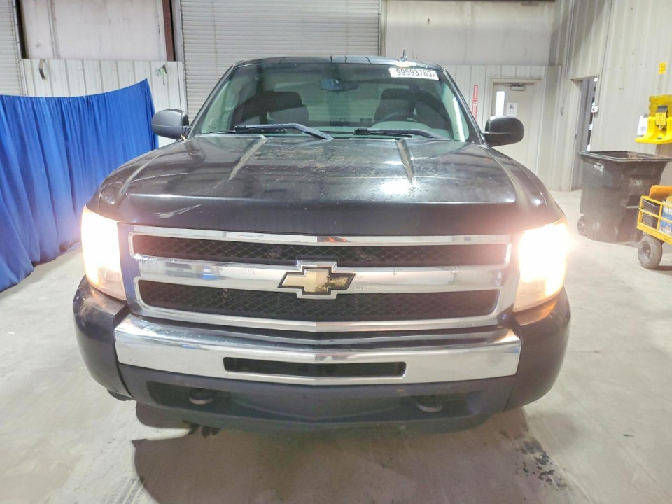 Chevrolet SILVERADO K1500 LS 2011 — Copart