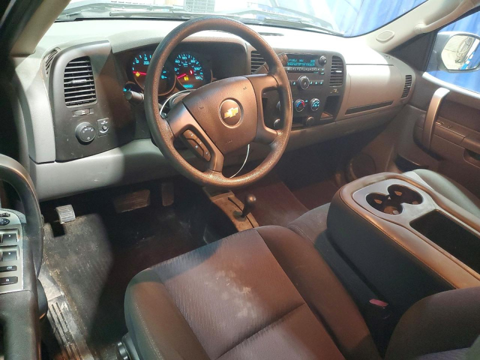 Chevrolet SILVERADO K1500 LS 2011 — Copart