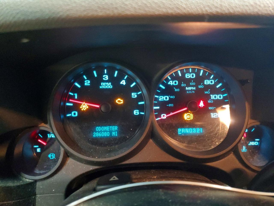 Chevrolet SILVERADO K1500 LS 2011 — Copart