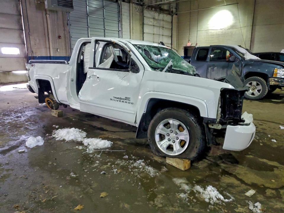 Chevrolet SILVERADO K1500 LT 2016 — Copart