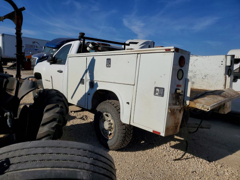 Chevrolet SILVERADO UTILITY / SERVICE TRUCK 2008 — Copart