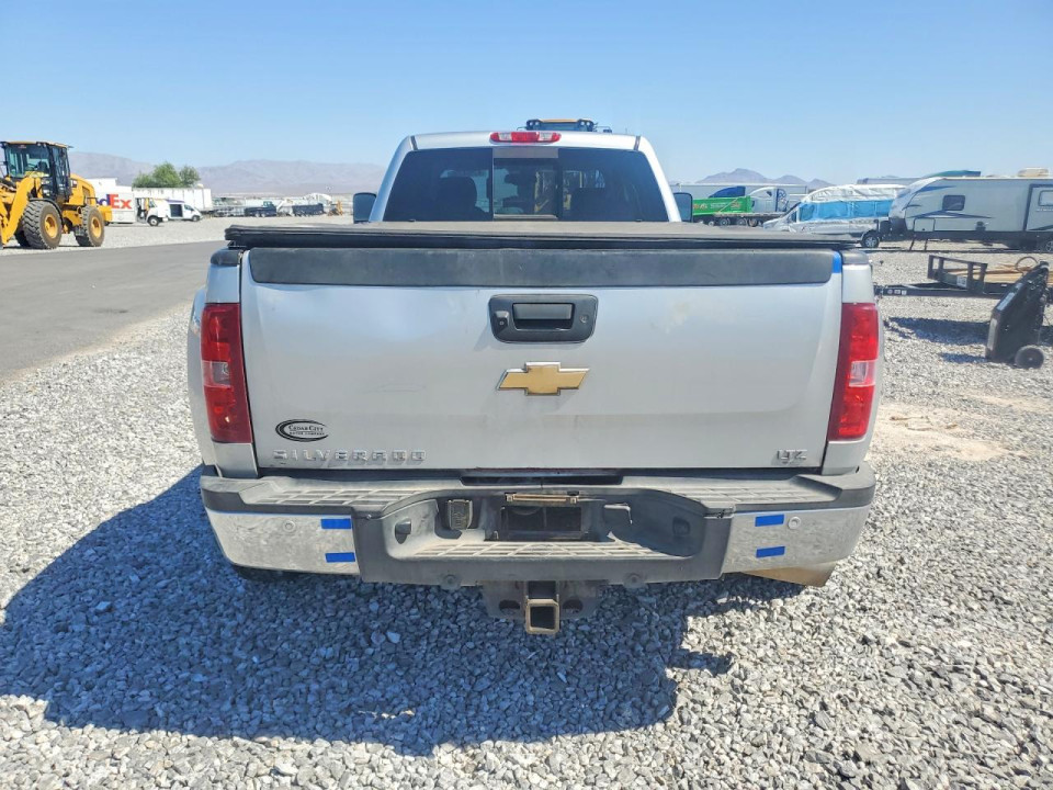 Chevrolet SILVERADO 2011 — Copart