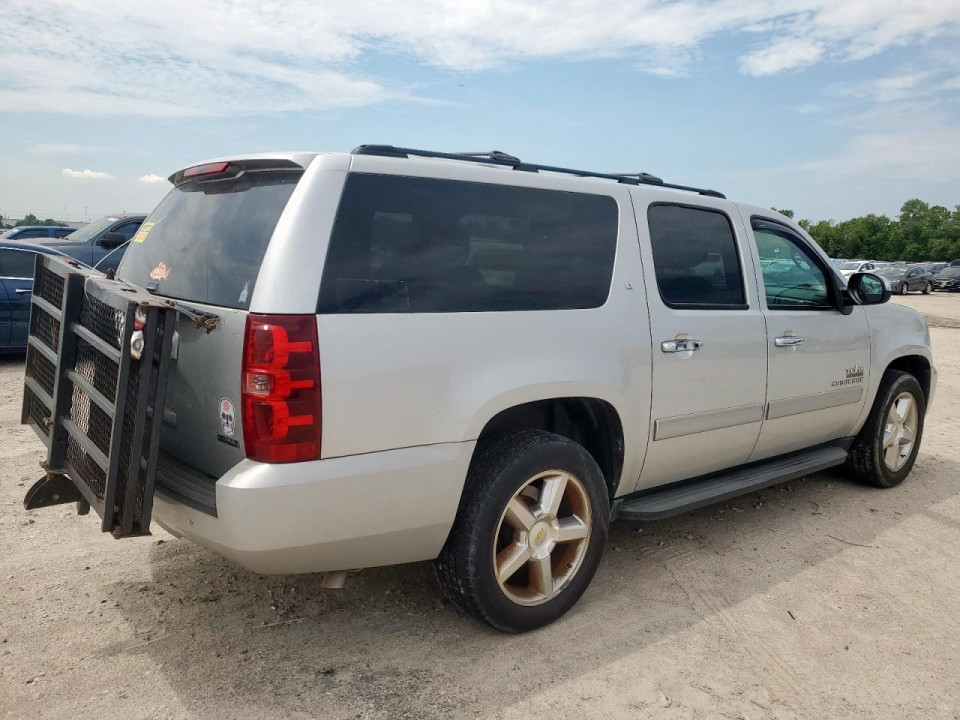 Chevrolet SUBURBAN 2011 — Copart