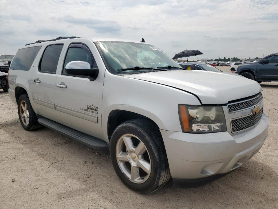 Chevrolet SUBURBAN 2011 — Copart