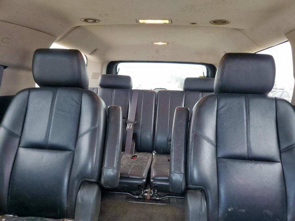Chevrolet SUBURBAN 2011 — Copart