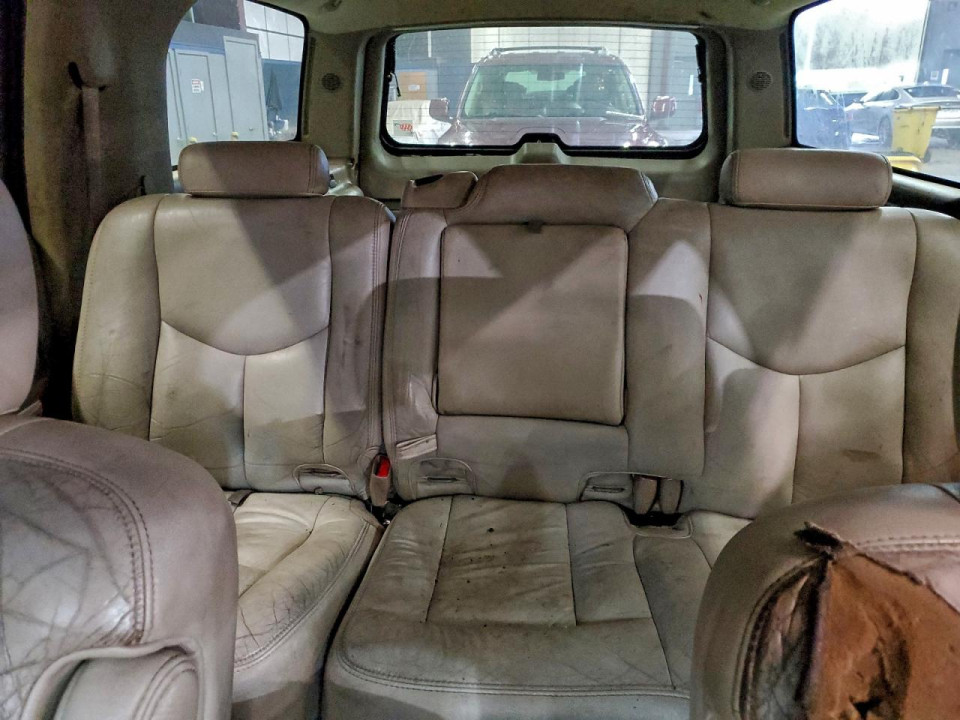 Chevrolet SUBURBAN 2004 — Copart