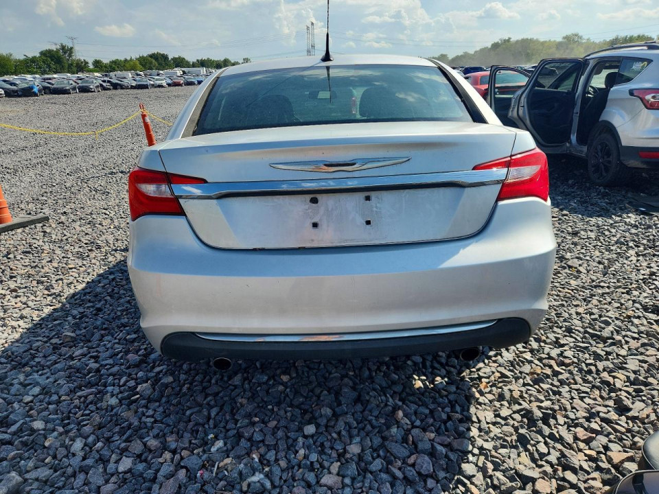 Chrysler 200 2011 — Copart