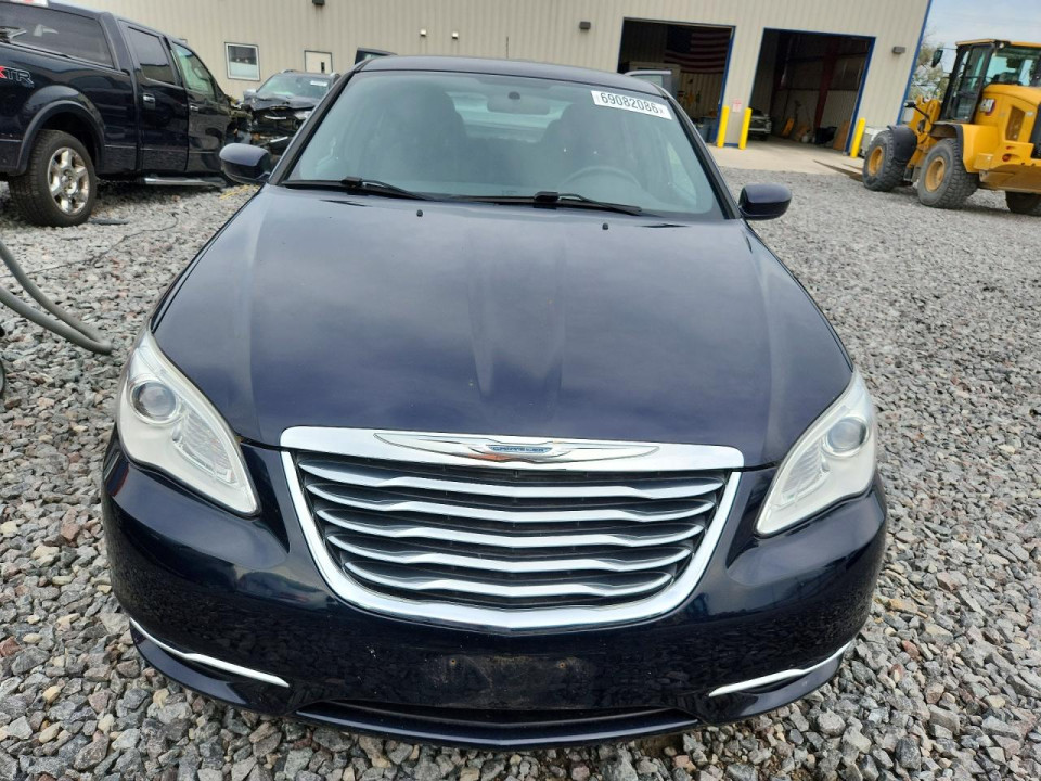 Chrysler 200 2011 — Copart