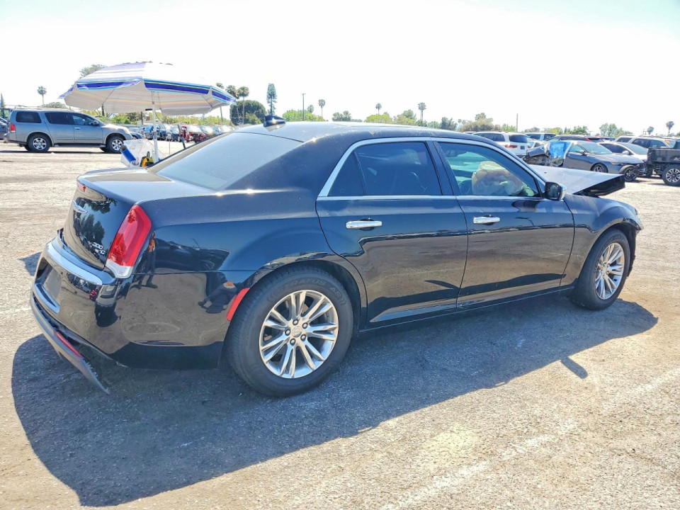 Chrysler 300C 2016 — Copart