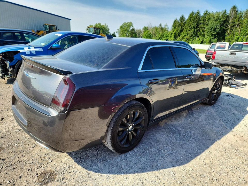 Chrysler 300 2018 — Copart