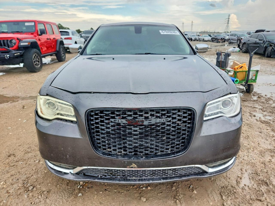 Chrysler 300C 2017 — Copart