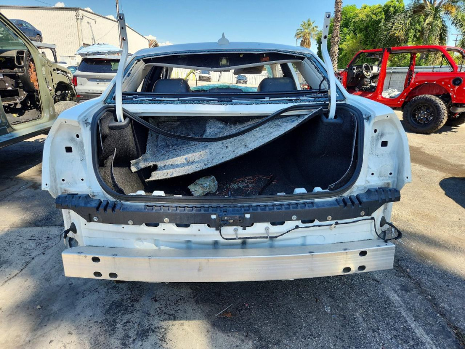 Chrysler 300C 2016 — Copart