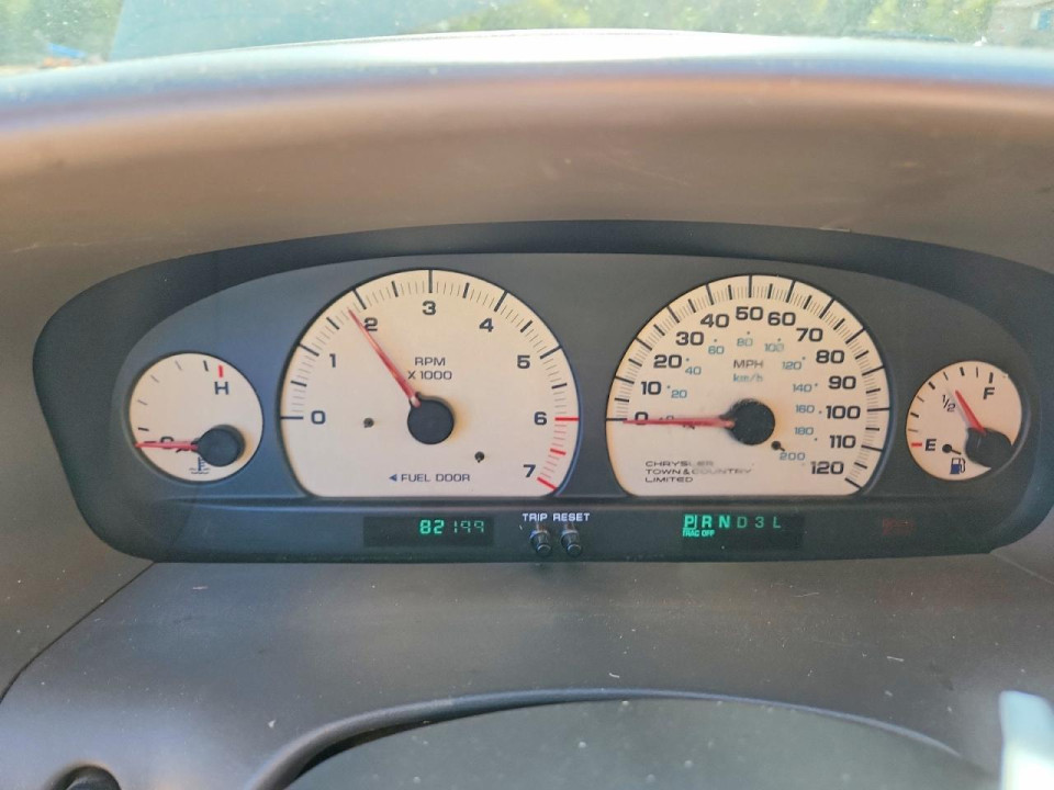 Chrysler MINIVAN 2000 — Copart