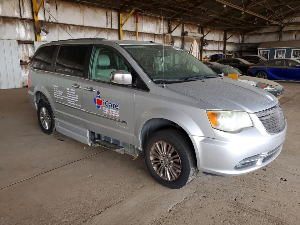 Chrysler MINIVAN 2011 — Copart