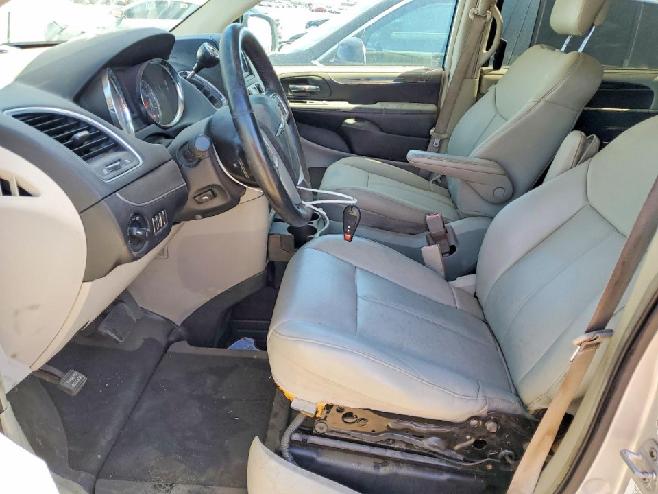 Chrysler MINIVAN 2011 — Copart