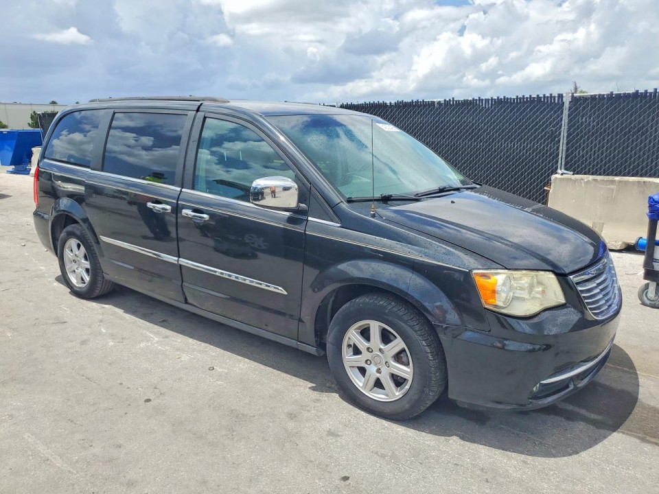 Chrysler MINIVAN 2012 — Copart