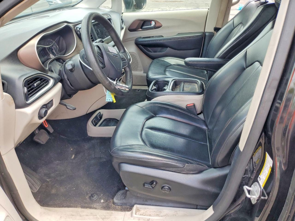 Chrysler MINIVAN 2020 — Copart