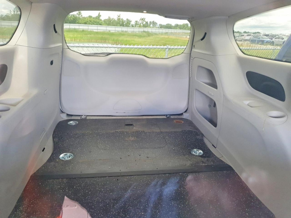 Chrysler MINIVAN 2023 — Copart